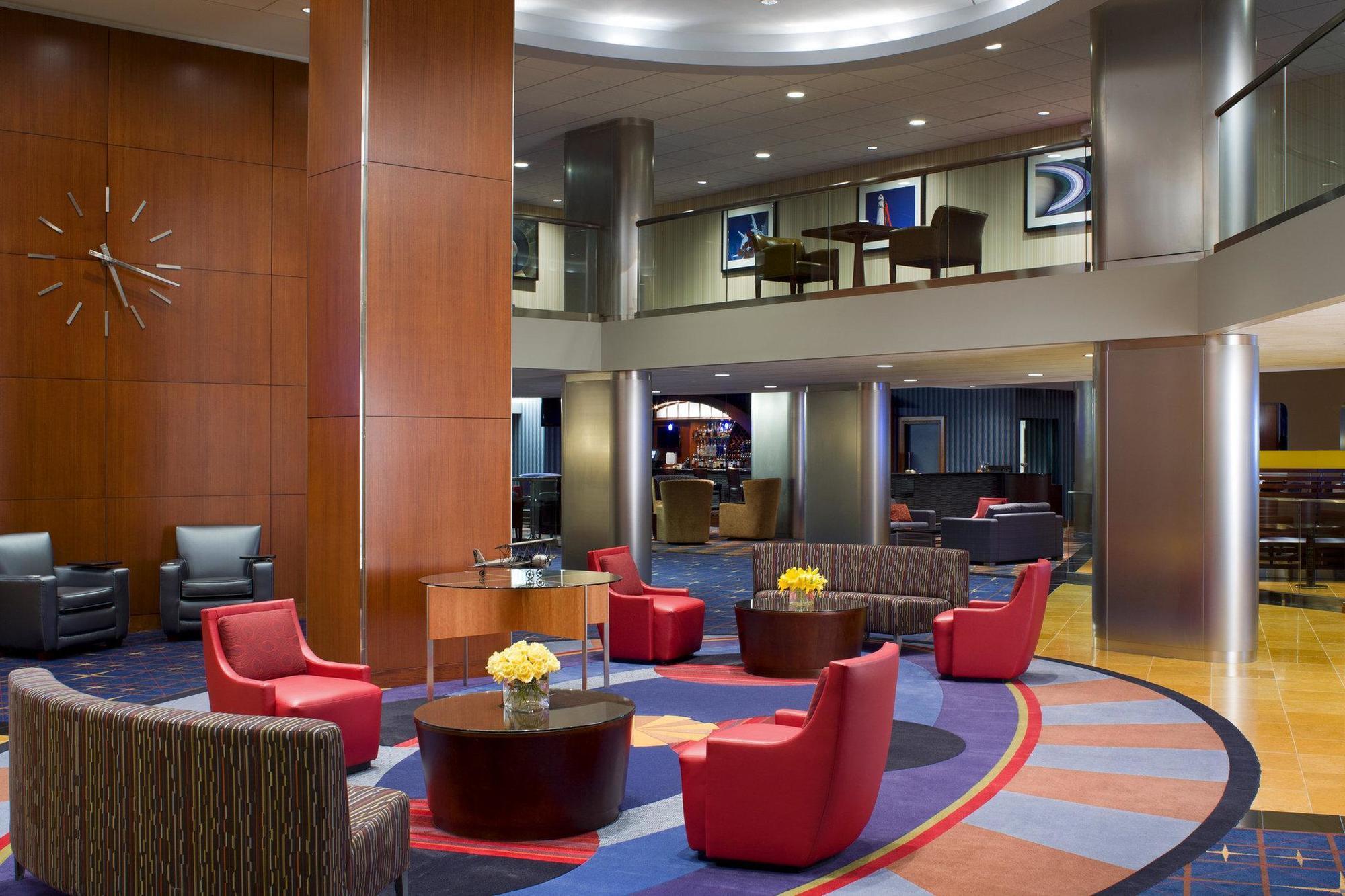 Sheraton Cleveland Airport Hotel Zewnętrze zdjęcie