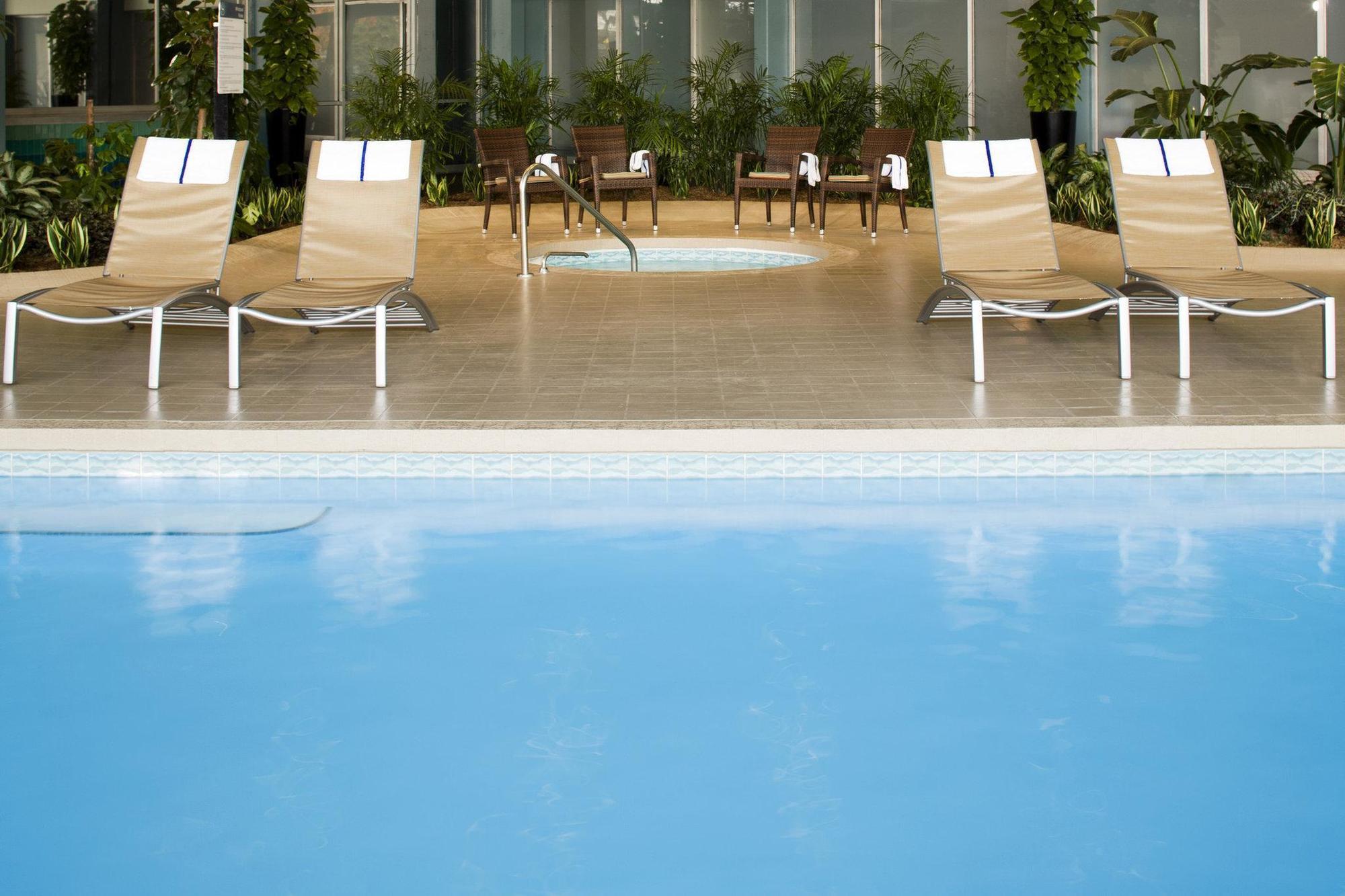 Sheraton Cleveland Airport Hotel Zewnętrze zdjęcie