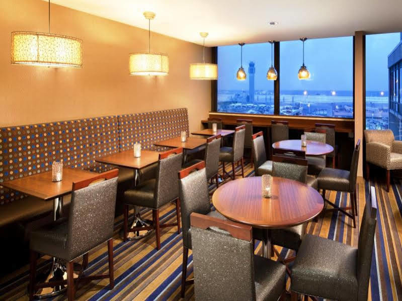 Sheraton Cleveland Airport Hotel Zewnętrze zdjęcie