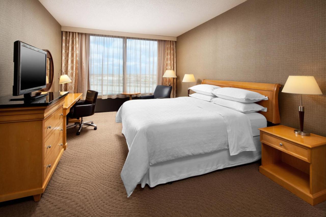 Sheraton Cleveland Airport Hotel Zewnętrze zdjęcie
