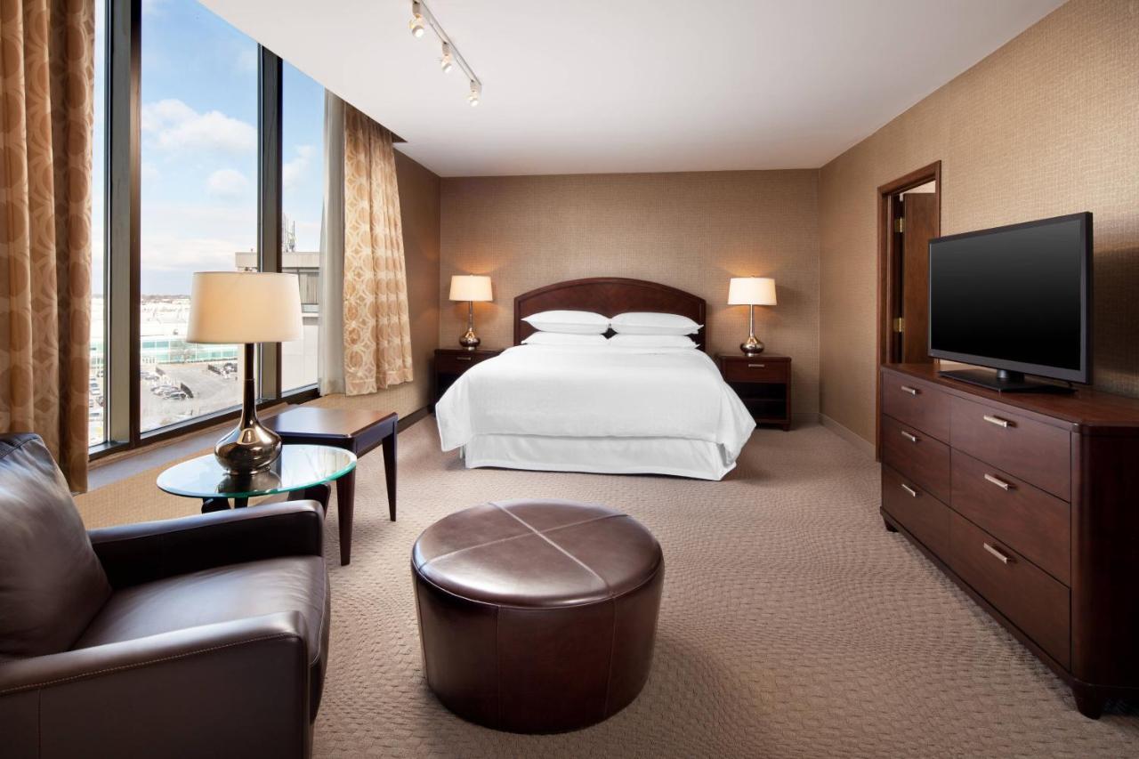 Sheraton Cleveland Airport Hotel Zewnętrze zdjęcie