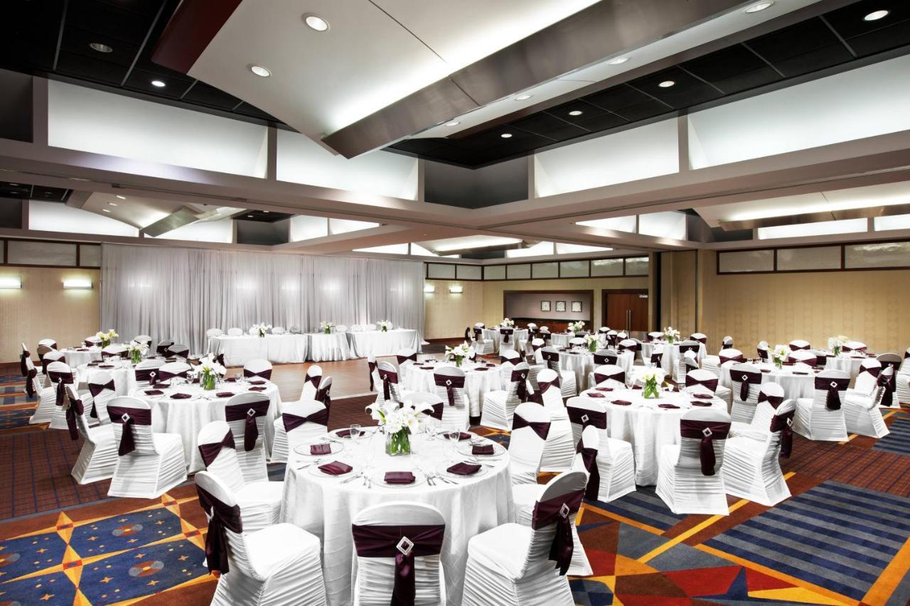 Sheraton Cleveland Airport Hotel Zewnętrze zdjęcie